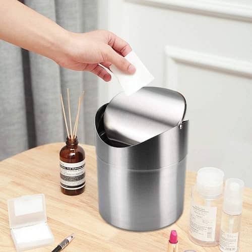 Papelera mini de escritorio basculante acero  Gris