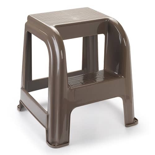 Taburete de plastico con escalon  Marron