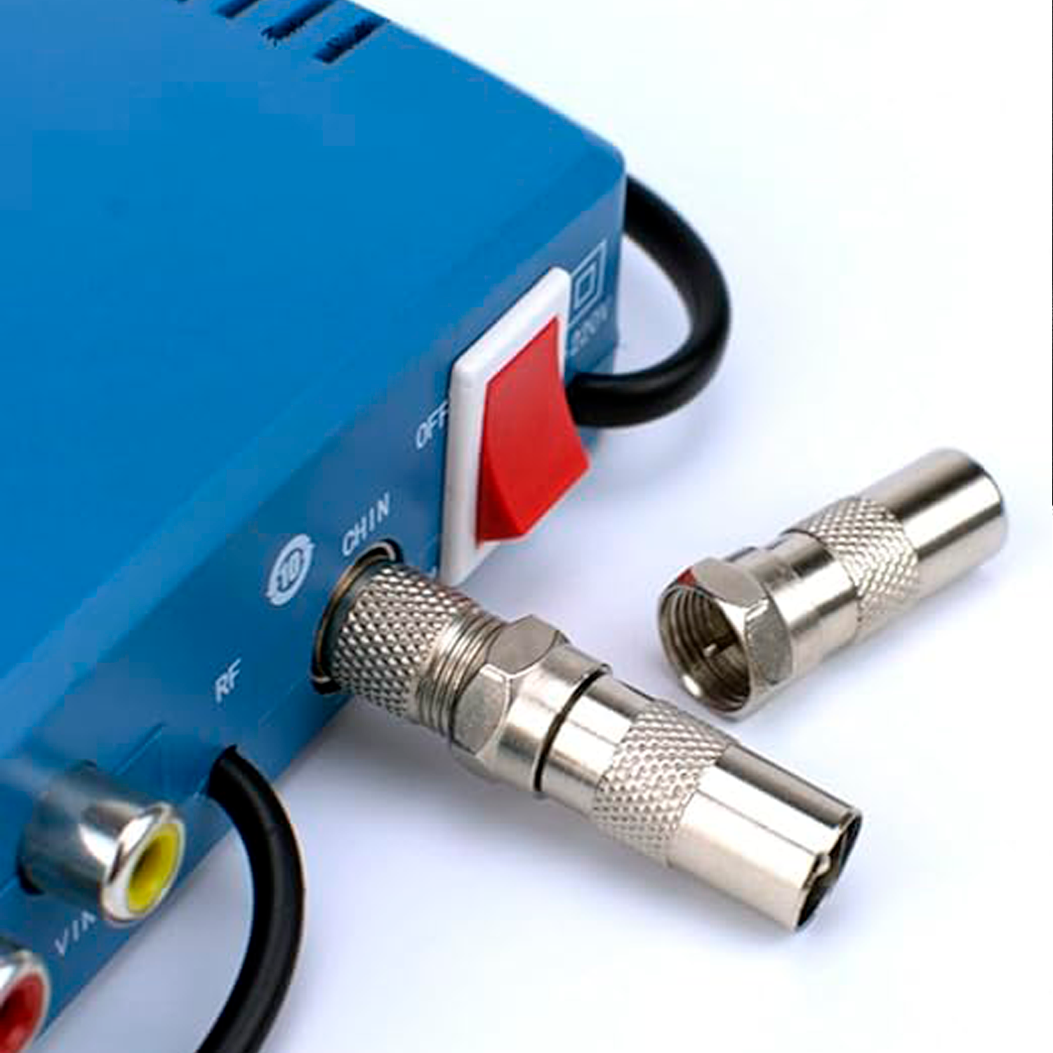 Adaptador coaxial macho a tipo f macho  Gris