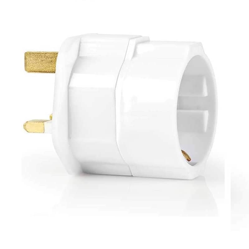 Adaptador de Enchufe de Europeo a Enchufe UK  Blanco