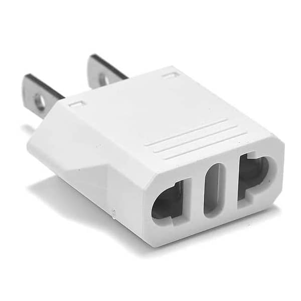 Adaptador de Enchufe Europeo a Enchufe de EEUU  Blanco