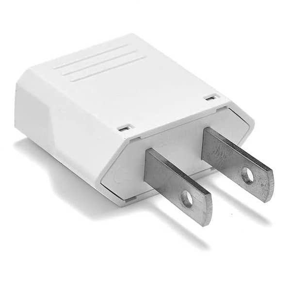 Adaptador de Enchufe Europeo a Enchufe de EEUU  Blanco