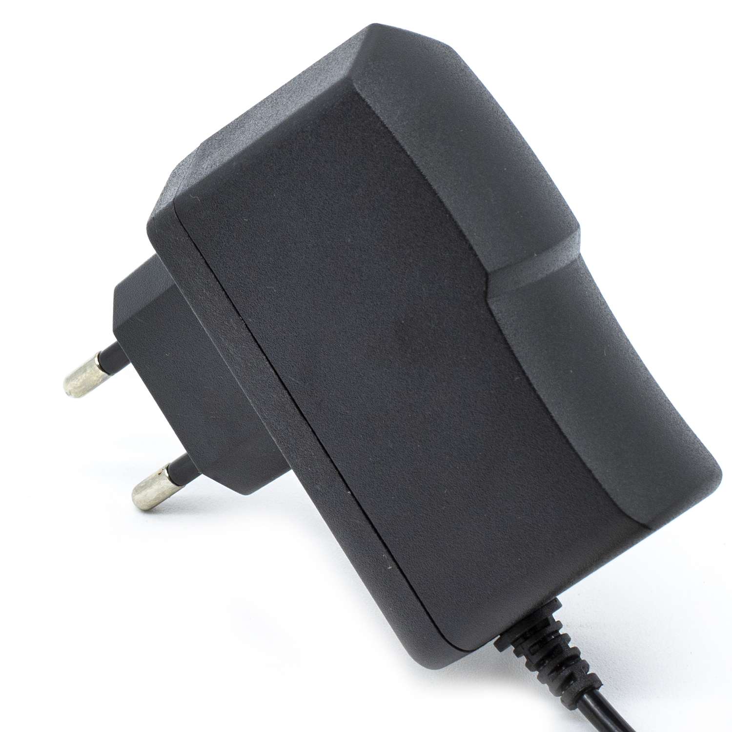 Alimentador 9V  Negro 0.6A