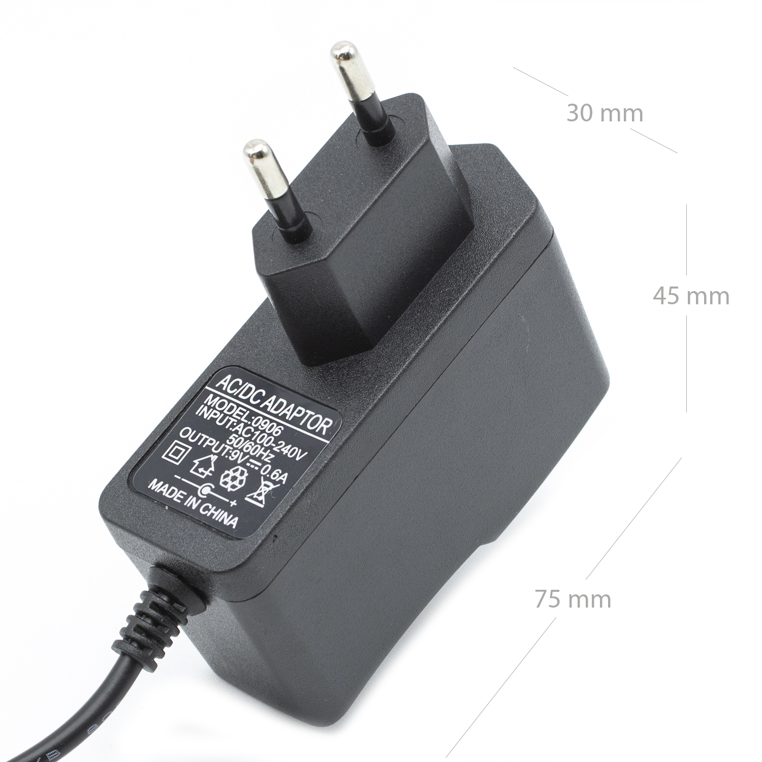 Alimentador 9V  Negro 0.6A