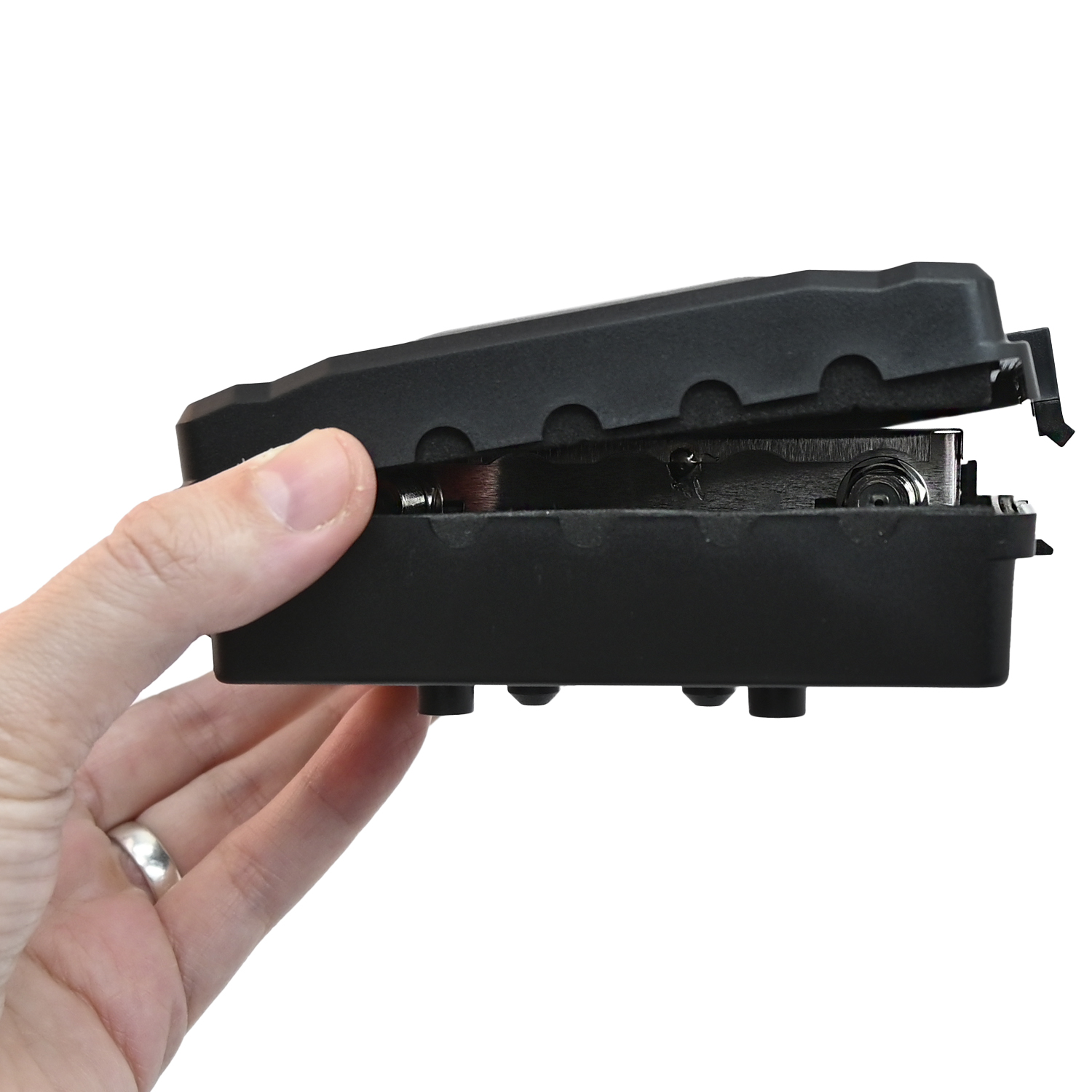 Amplificador de mastil con ganancia 30dB 1e UHF exterior  Negro