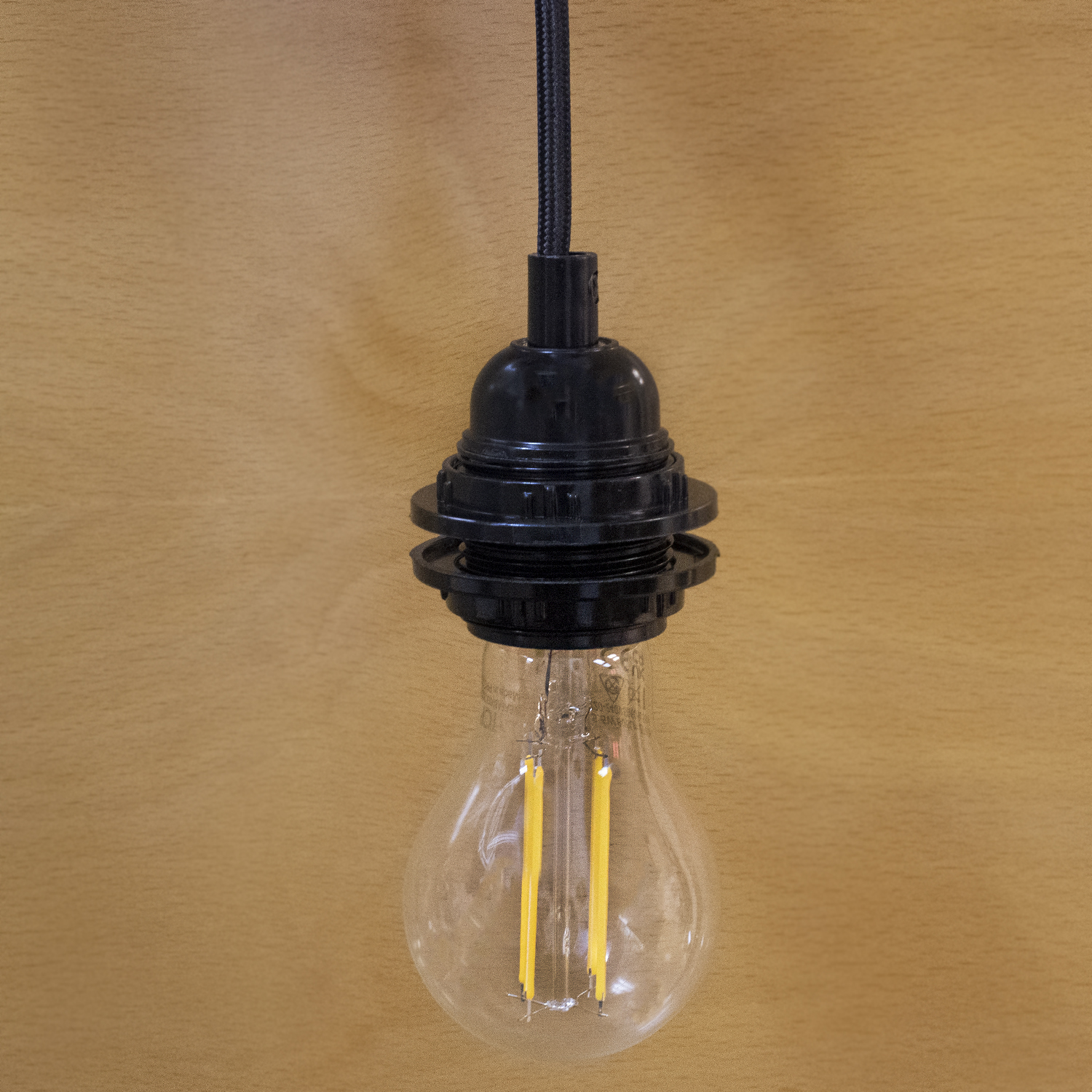 Cable alimentacion trenzado portalampara E27 con interruptor 2 M Negro