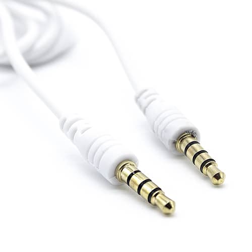 Cable de Audio Estereo Jack 3.5 Macho-Macho 4 Pin 0.50 M Blanco