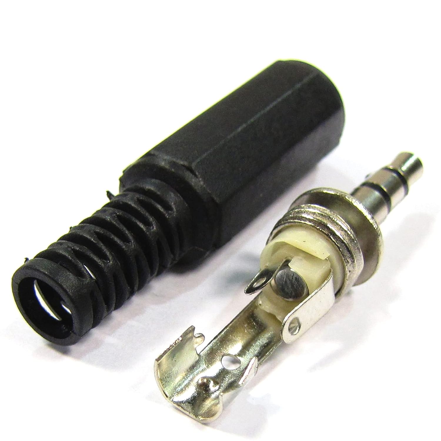 Conector audio jack 2.5 mm estereo macho  Negro