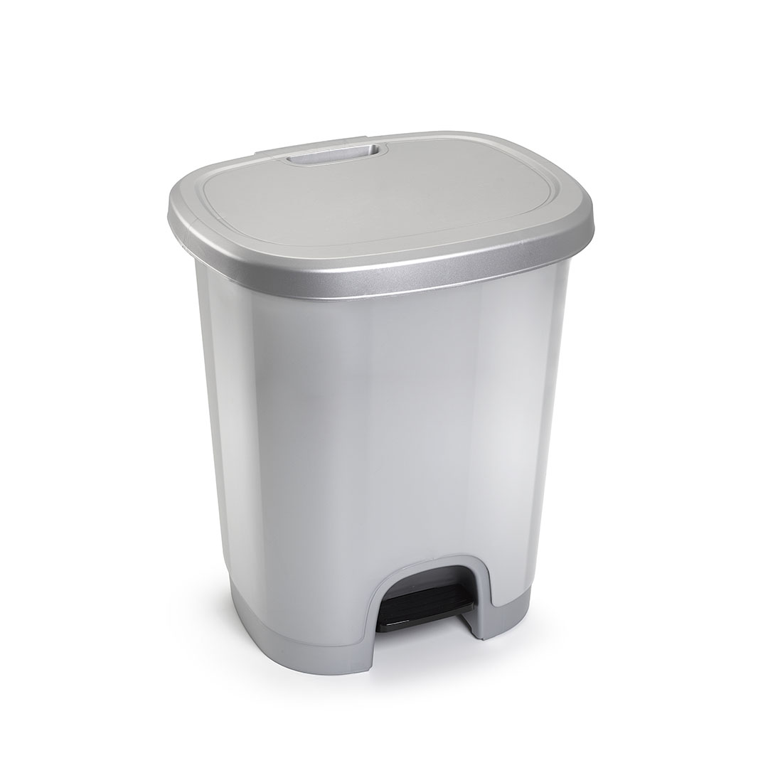 Cubo basura plastico apertura pedal 27 Litros Gris