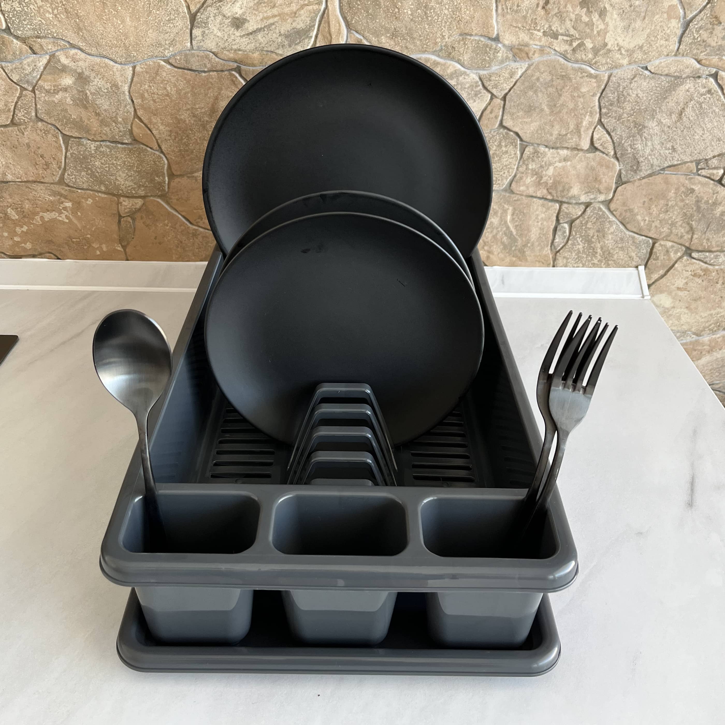 Escurreplato de plastico mediano  Negro