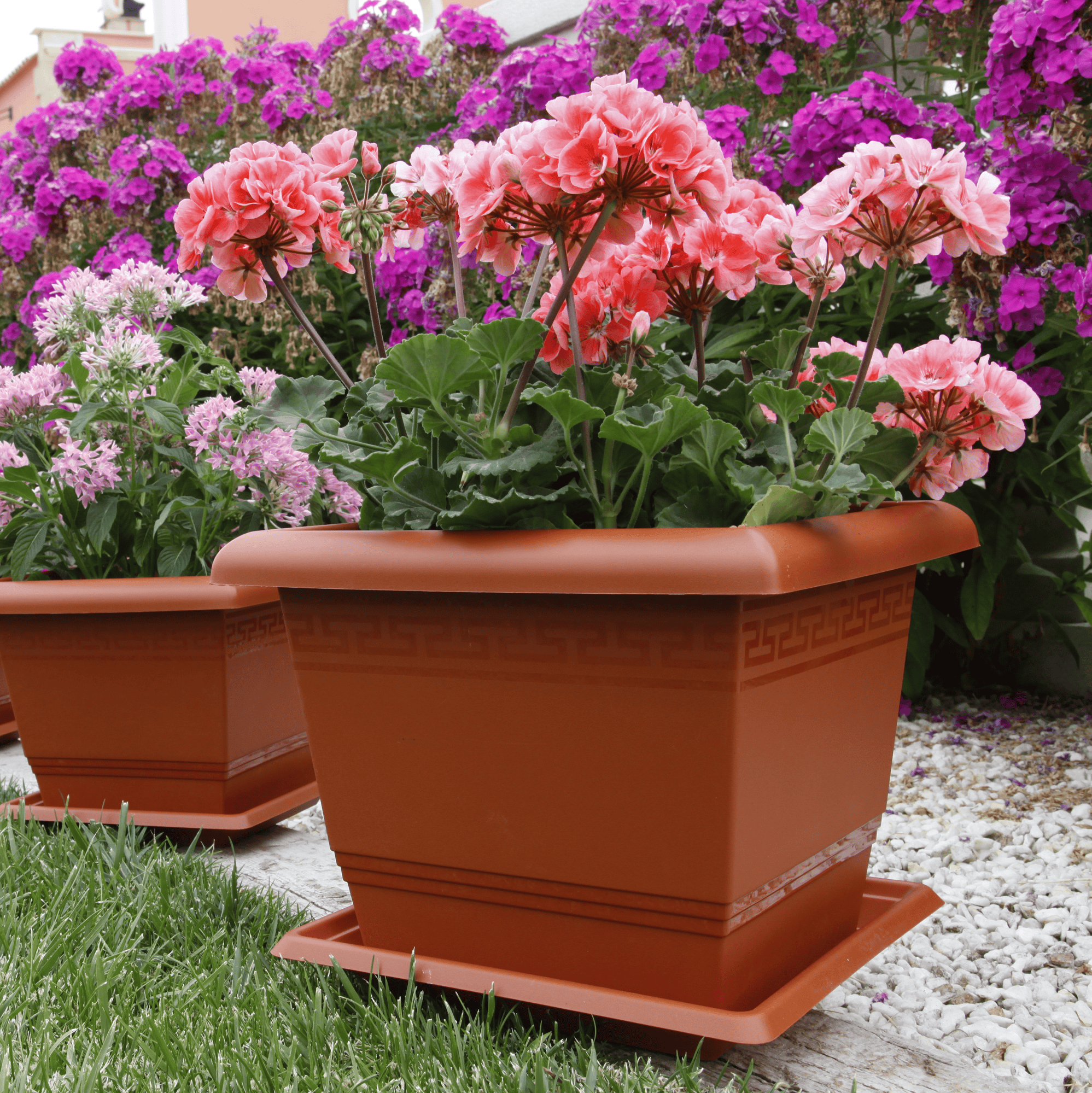 Macetero cuadrado de plastico 30 cm Marron