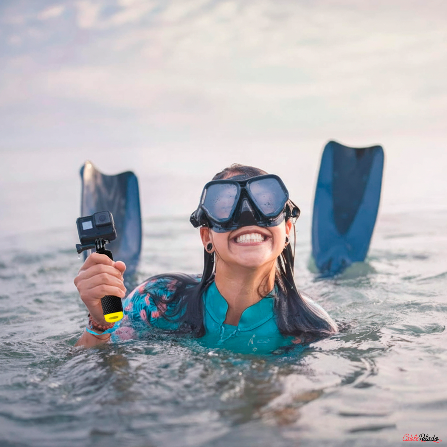 Palo Flotante Para Cámara Deportiva Compatible Con GoPro  Negro-Amarillo