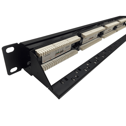 Patch panel 24 RJ45 Cat 6 UTP 1U con peine  Negro