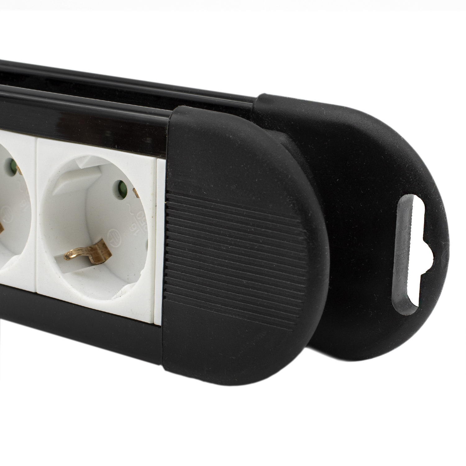 Regleta de enchufes 9 schuko con interruptor y proteccion 1.5 M Blanco